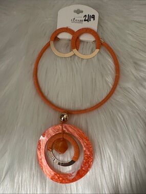L'EsA Orange Ring Pendant Necklace Set